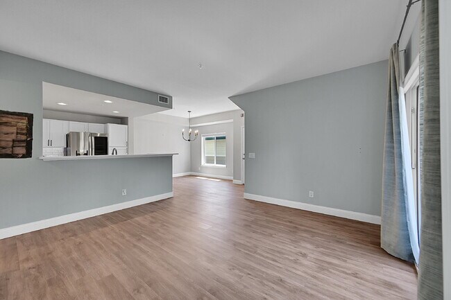 Building Photo - $1,995.00 - 2 Bedrooms, 2 Bathroom, Condo ...