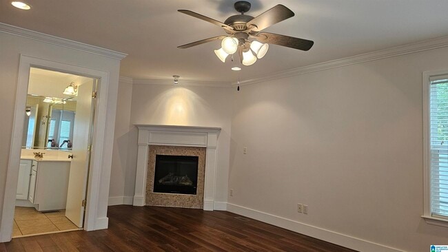 Building Photo - 410 Woodland Dr