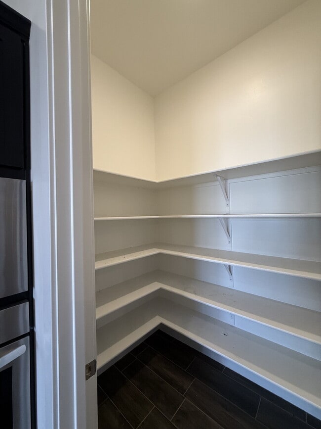 Building Photo - 13389 Carterton Ave