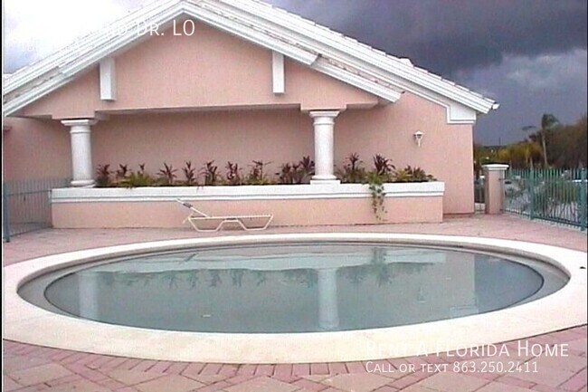 Building Photo - 871 Orchid Dr