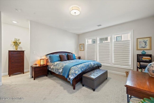 Building Photo - 64 North Ln