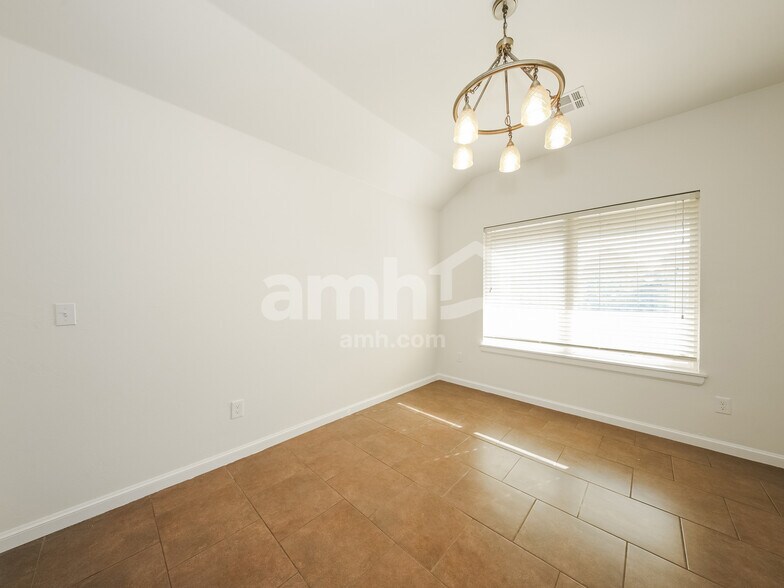 Building Photo - 11217 NW 102nd St