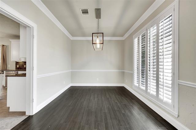 Building Photo - 2117 Argyle Dr