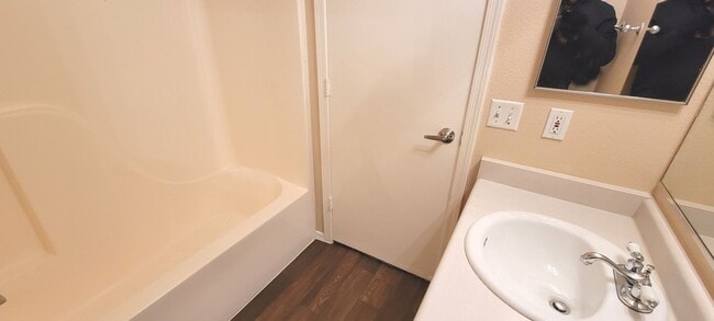 Building Photo - Cooper & Elliot (Neely Ranch) cul de sac rental