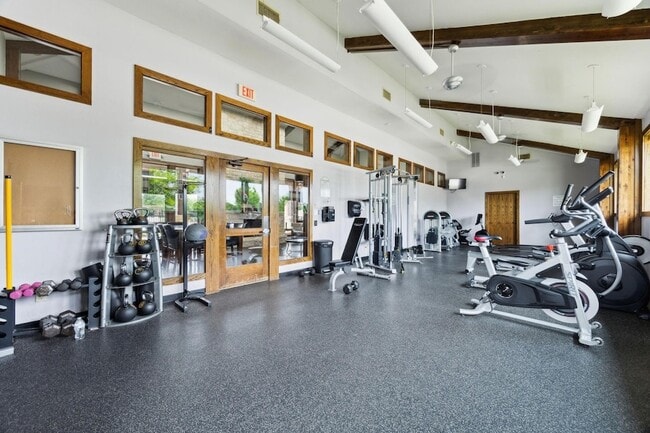 Building Photo - 2408 Griffith Park Dr
