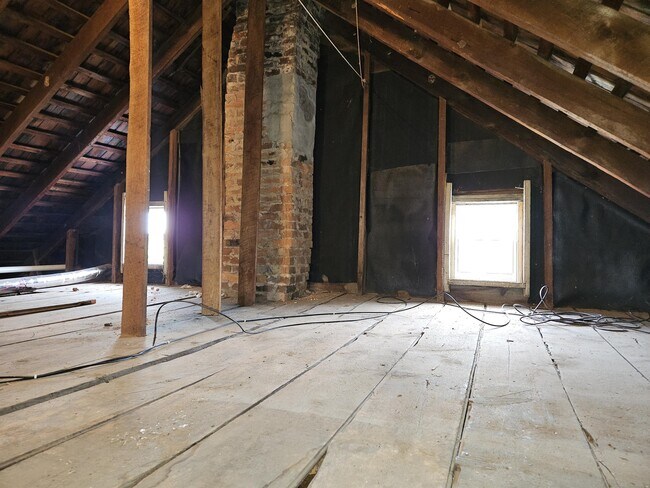 Building Photo - 5960 Taneytown Pike