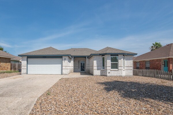 Primary Photo - 15210 Main Royal Dr