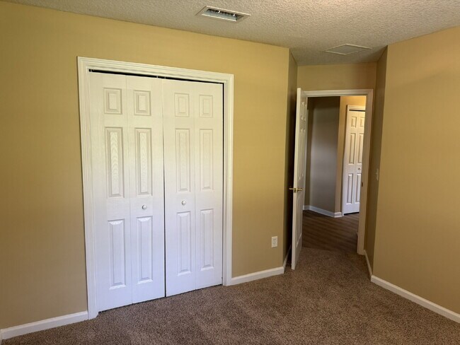 Building Photo - FOR RENT!!!!