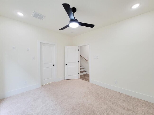 Building Photo - 4971 Brinkman St
