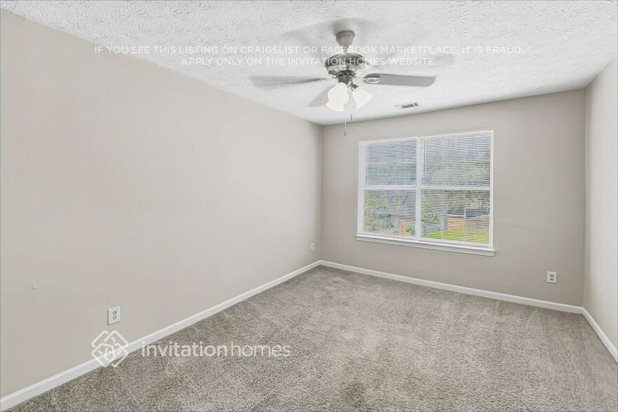Building Photo - 331 Silver Springs Dr