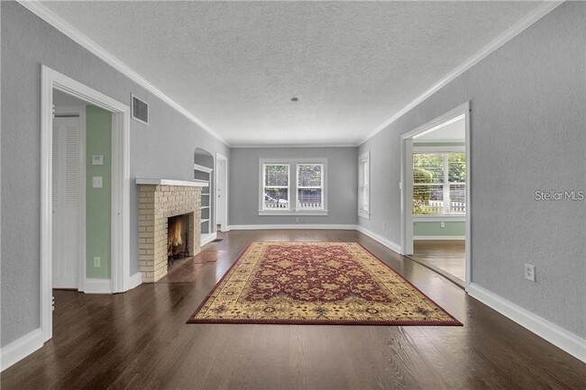 Building Photo - 728 N Summerlin Ave