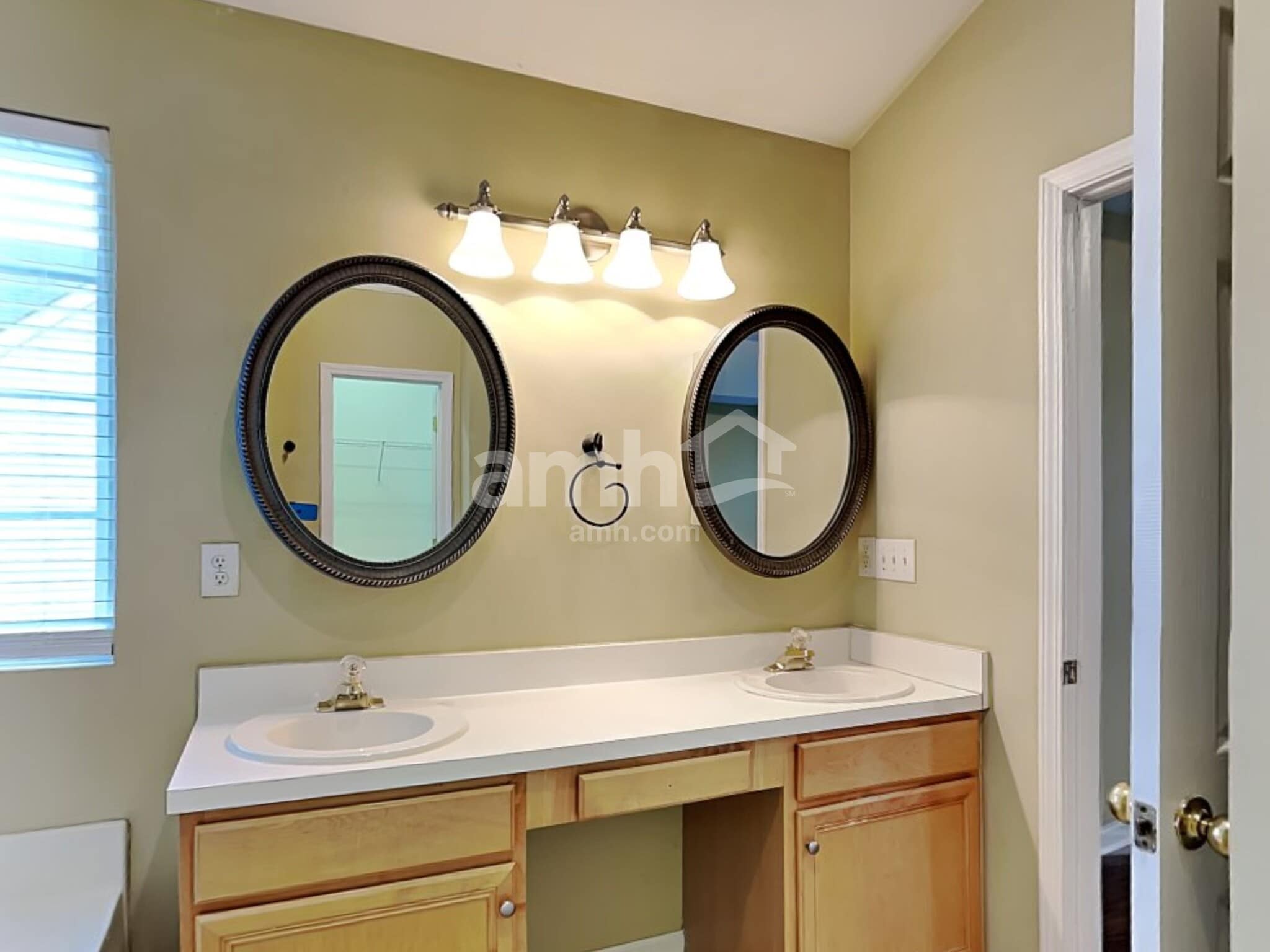 Building Photo - 5536 Keowee Way