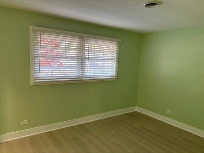 Building Photo - 235 Washington Square