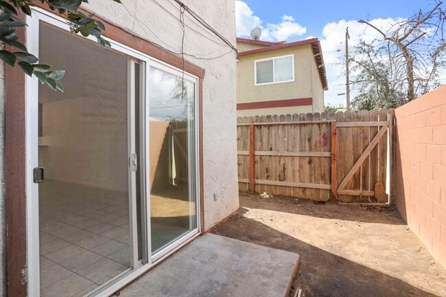 Building Photo - 3557 Merced Ave