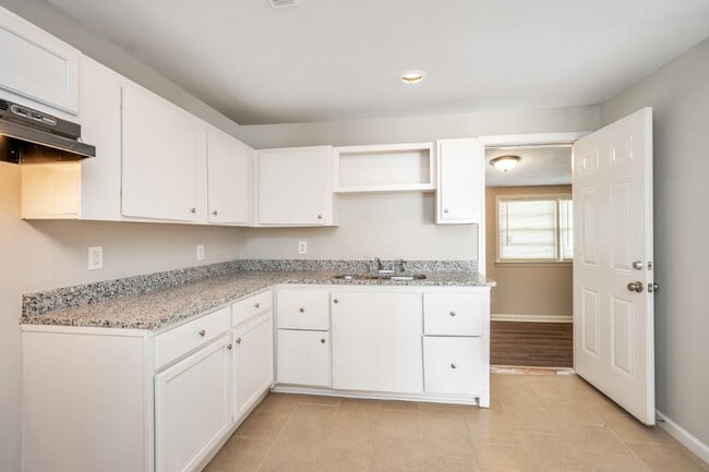 Building Photo - Charming 3-Bedroom Home in Bessemer – Act Fast!