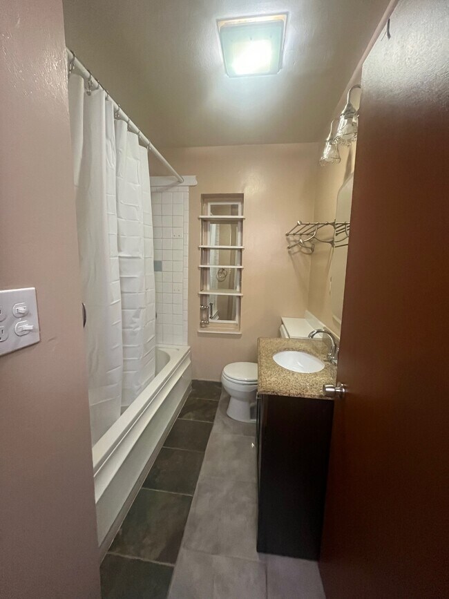 Building Photo - 6448 Iris Way