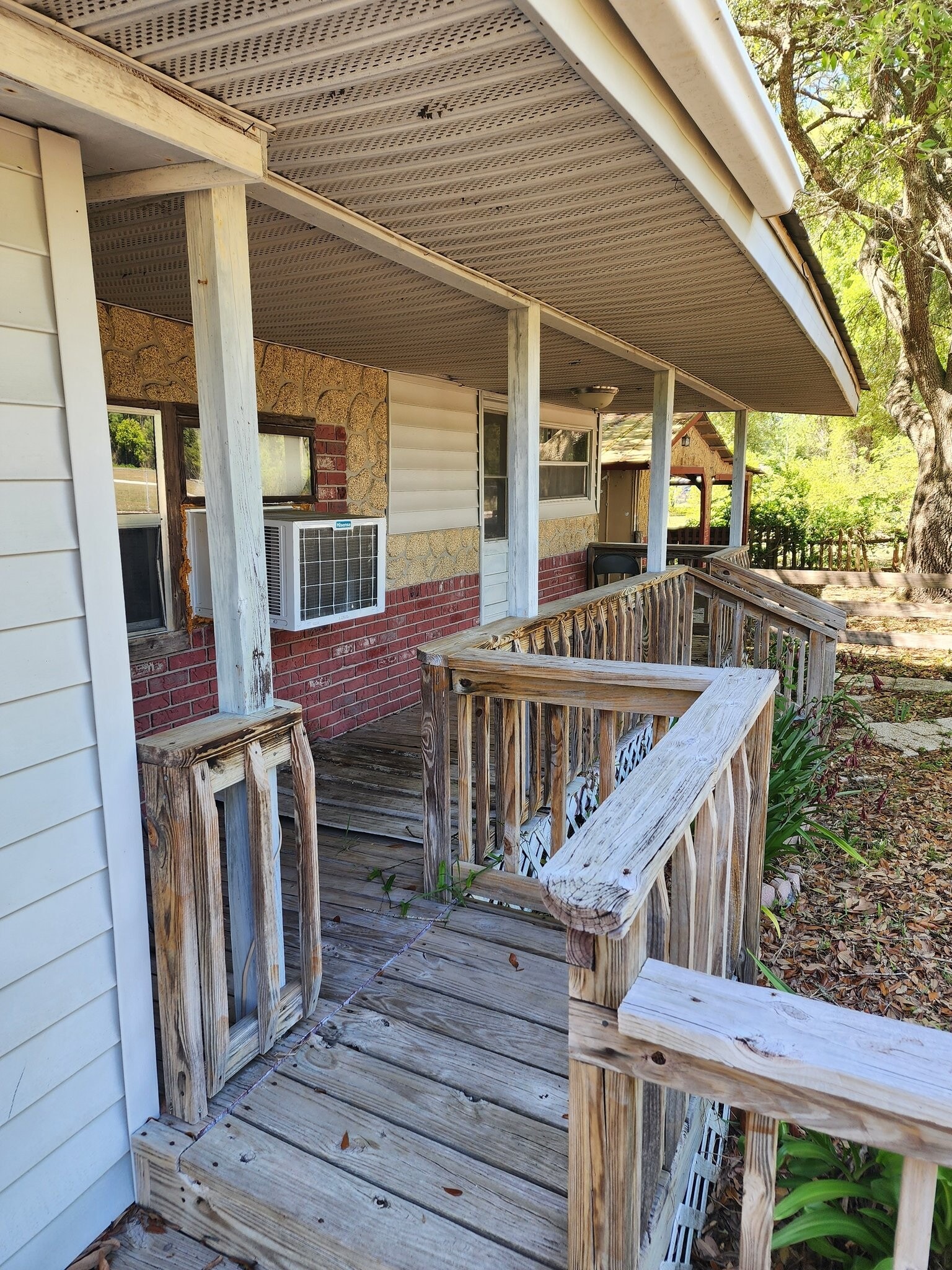 Building Photo - 5670 Lauramore Rd