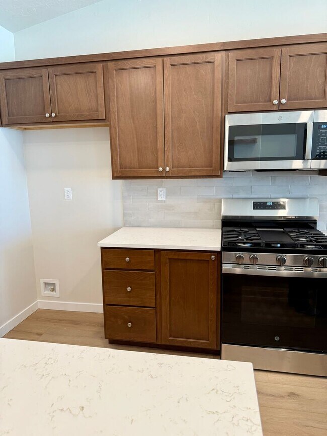 Building Photo - Welcome home! 4 bed 2 bath in Caldwell Idaho