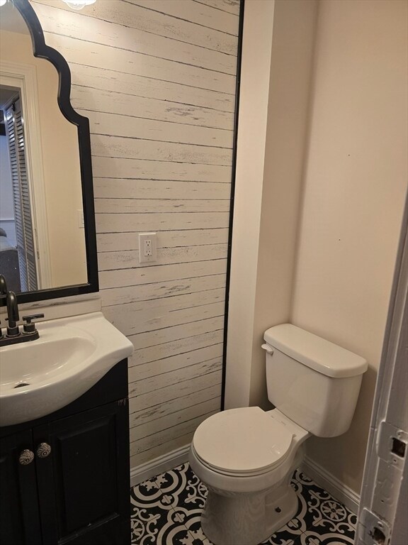 Building Photo - 223 Central St