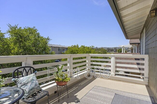 Building Photo - 1008 Los Angeles Ave