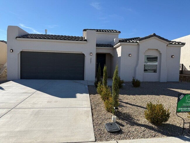 Building Photo - Beautiful home in Sonoma Springs! 4bed, 2.5 baths