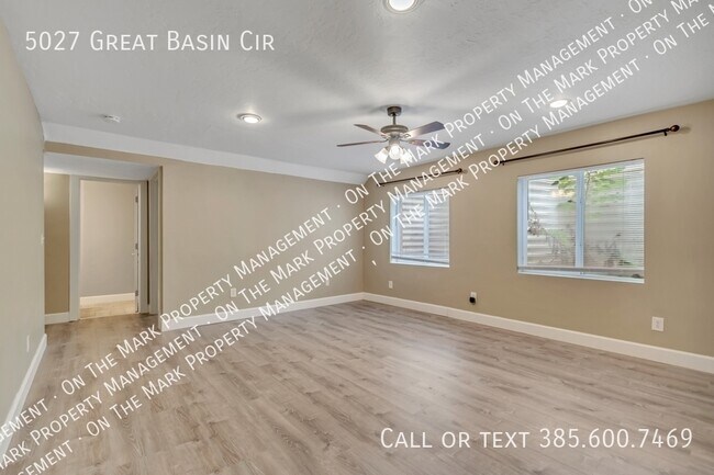 Building Photo - 5027 Great Basin Cir