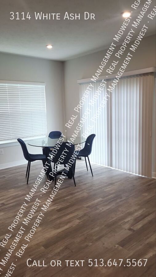 Building Photo - 3114 White Ash Dr