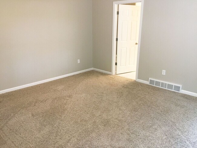 Building Photo - 4-Bedroom 3 Bath Executive Home In Rib Mou...