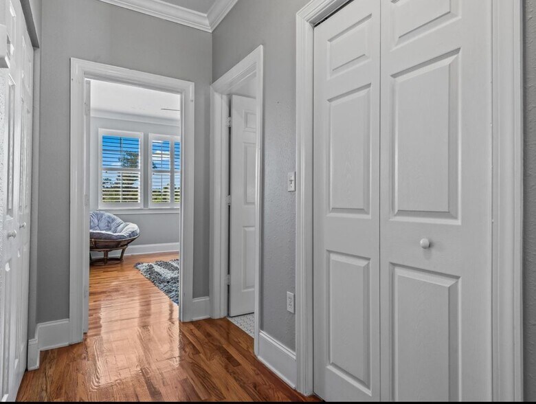 Building Photo - 415 Saint Francis St