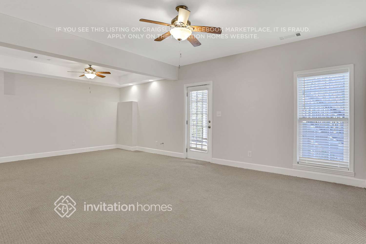 Building Photo - 1240 Oriole Dr SW