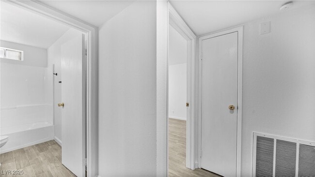 Building Photo - 1624 Cordoba Ln