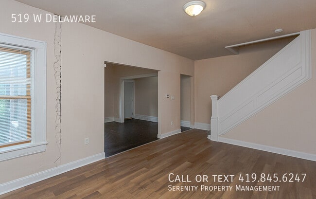 Building Photo - 519 W Delaware-