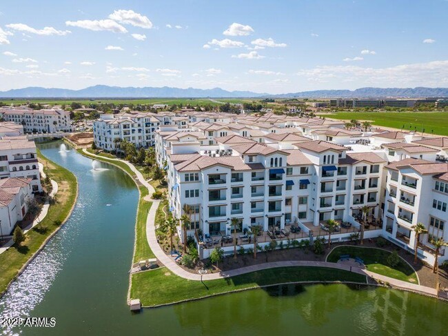 Building Photo - 2511 W Queen Creek Rd