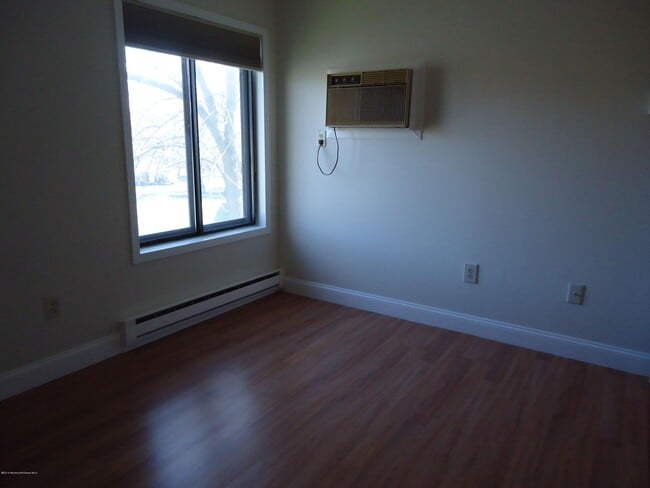 Building Photo - 142 Cross Slope Ct