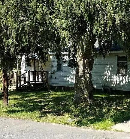 Primary Photo - 322 Hollingsworth Mnr