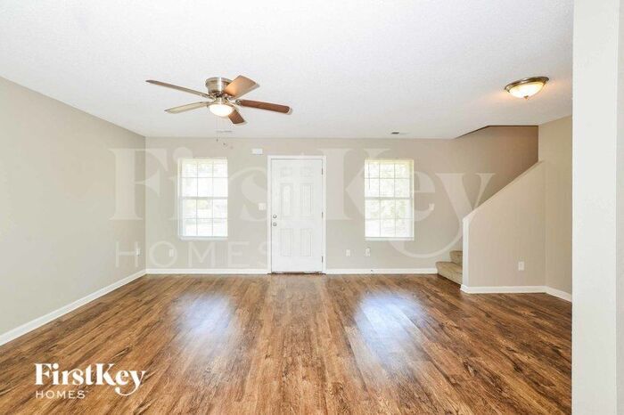 Building Photo - 9963 Chariden Dr