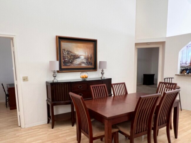 Building Photo - 602 Sabal Palm Ln