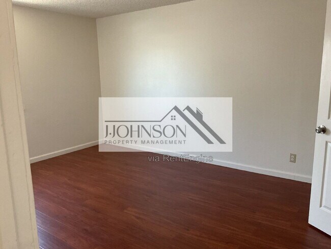 Building Photo - 1536 Lincoln Blvd