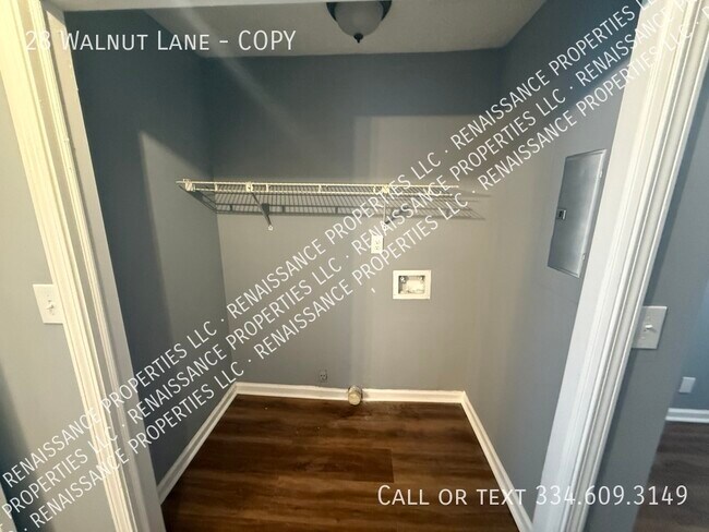 Building Photo - 28 Walnut Ln