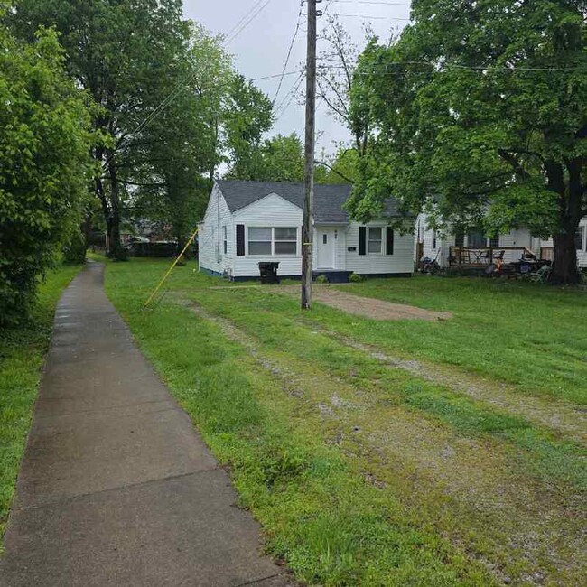 Building Photo - 525 Inverness Ave