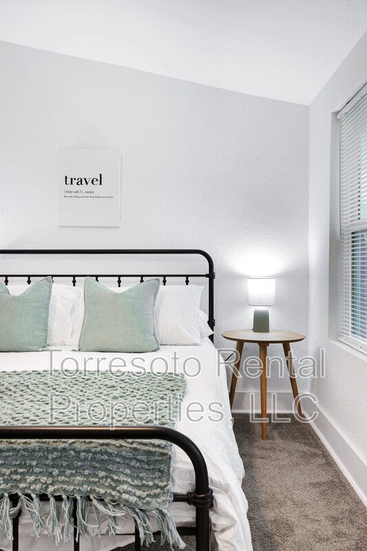 Building Photo - 226 Porter St