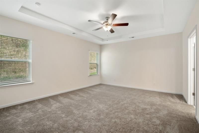 Building Photo - 196 Marion Dr