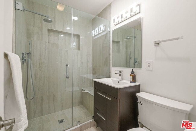 Building Photo - 9023 Alto Cedro Dr
