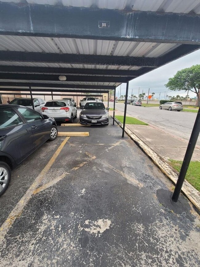 Building Photo - 215 Post Office #1001