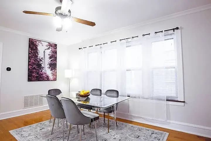 Building Photo - 6444 N Washtenaw Ave