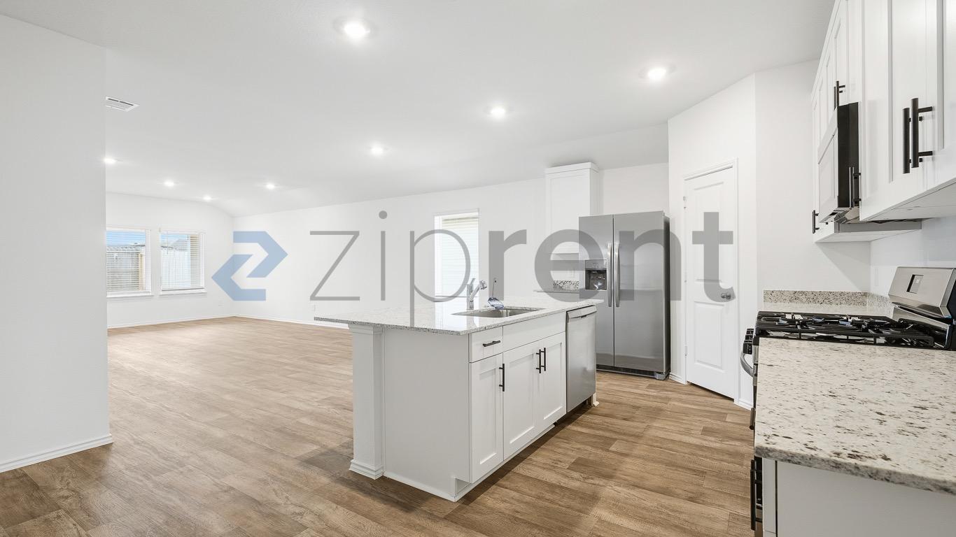 Building Photo - Unit