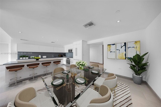 Building Photo - 88 SW 7th St