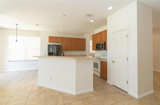 Building Photo - 7720 Bear Claw Run