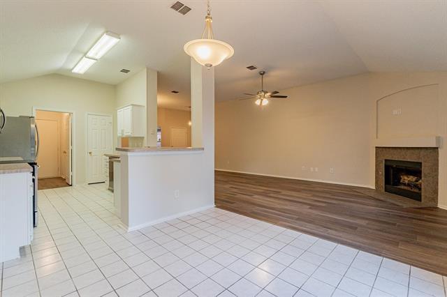 Building Photo - 3307 Syracuse Dr