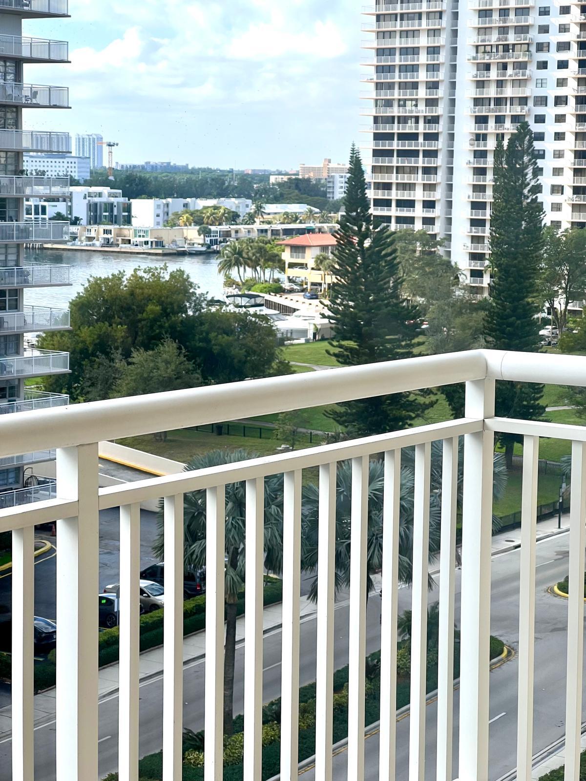 Building Photo - 251 174th St